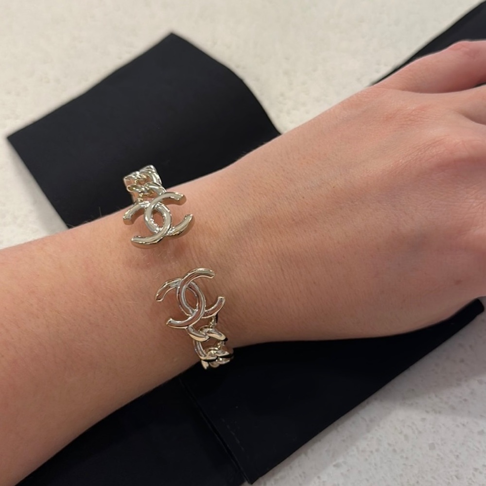 Chanel bracelet ❤️ b22 style